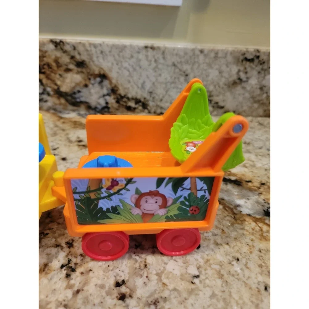 Fisher-Price Little People Musical Zoo Train 2001/2002 3 Carts Tested Works